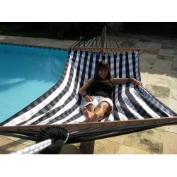 Hngekje med trstok i sort-hvid ternet mode stof