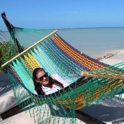 Dobbelt hngekje i net med trstokke