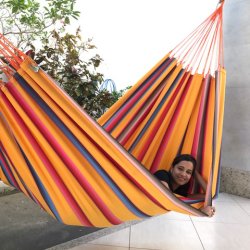 Sommer Guld Hngekje i lysende farver. 