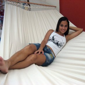 Ekstra brede rundstokke i naturhvid hngekje