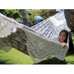 SORT HVID DECO hngekje med border og pynt