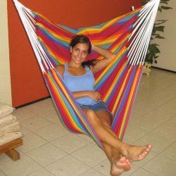 Farverig hngekjestol i 100% bomuldsstof