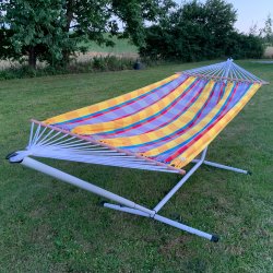 Completto hngekjestativ med farverig hngekje