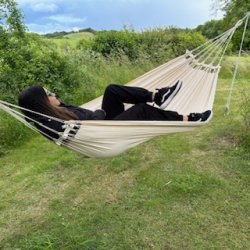 Naturhvid Bambino hngekje