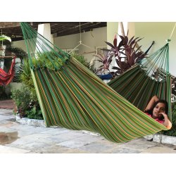 Lille wild play hngekje i farverigt stof 