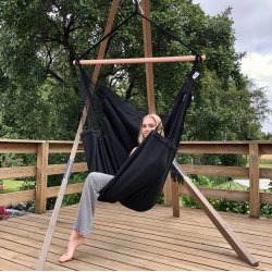 Sort hngekjestol i kvalitets stof af 100% ny bomuld