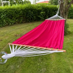 Pink hngekje med tvrpinde 80 cm brede