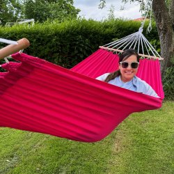 Pink hngekje med tvrpinde 80 cm brede