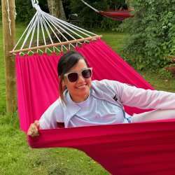 Pink hngekje med tvrpinde 80 cm brede