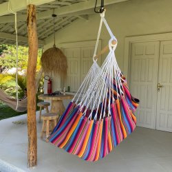 Indigo Hngekjestol i chic farverigt stof 